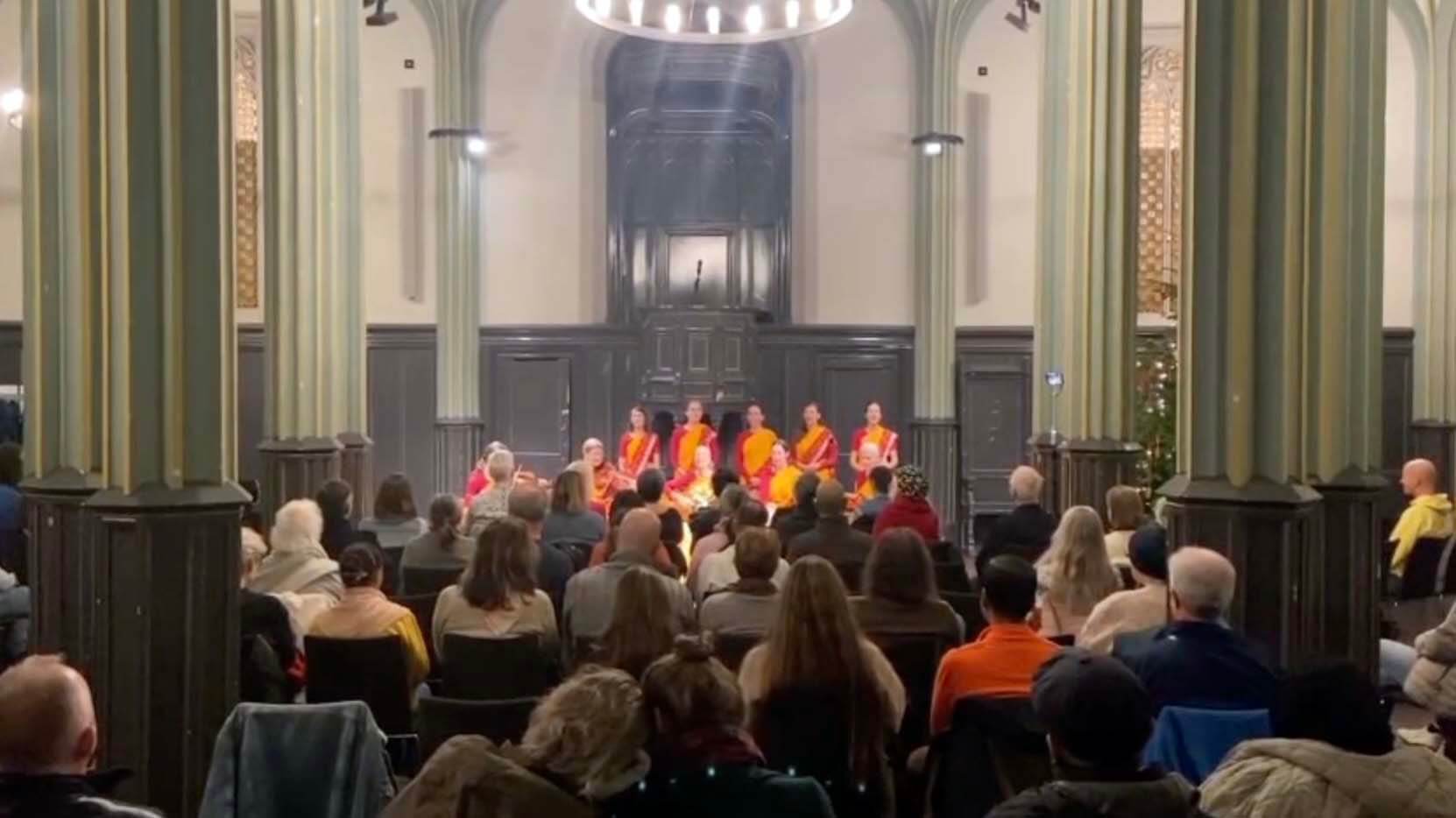 Mountain Silence ensemble performing at Meditative Christmas Concert Zürich